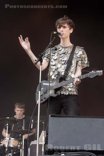 THESE NEW PURITANS - 2008-08-28 - SAINT CLOUD - Domaine National - Scene de la Cascade - Jack Barnett - George Barnett